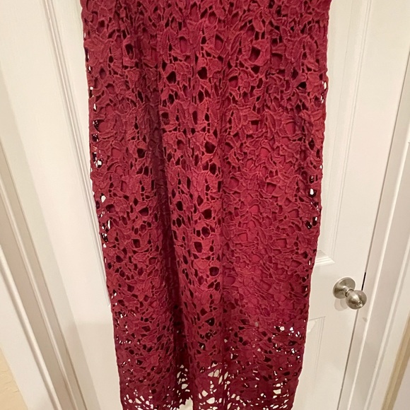 Astr the label maroon lace dress - Picture 4 of 5